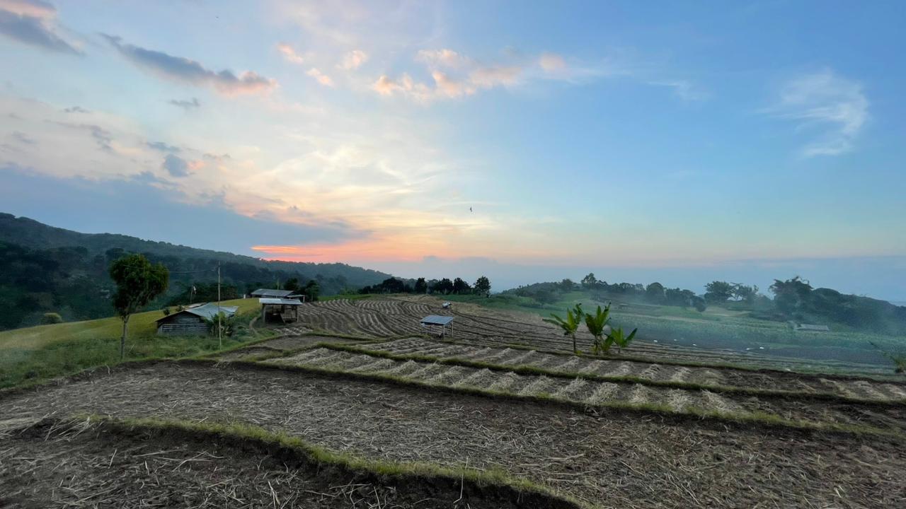 Senja di Mrasih